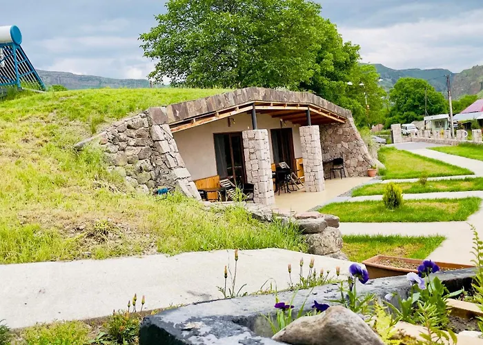 Hotel Hobbiton Near Vardzia Caves
